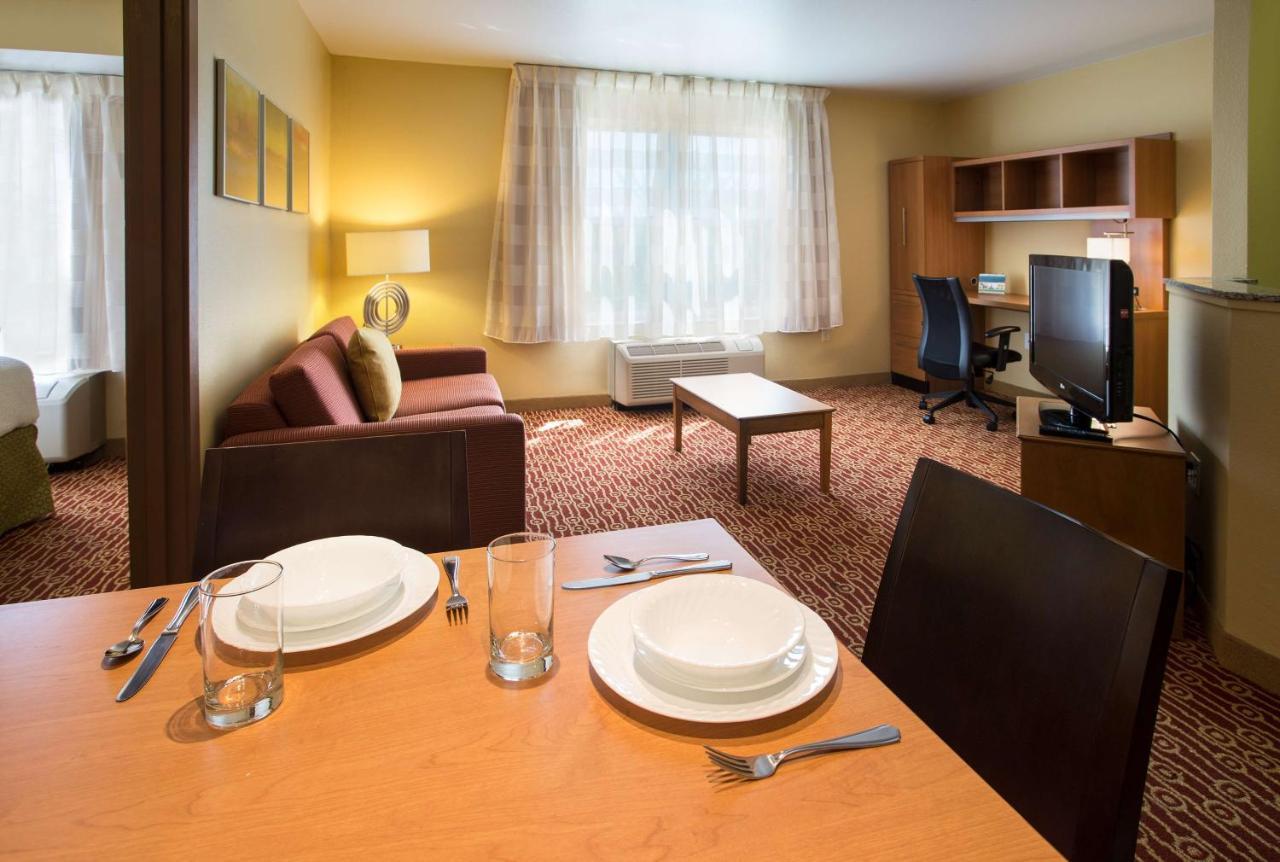Sonesta Simply Suites Detroit Нови Екстериор снимка