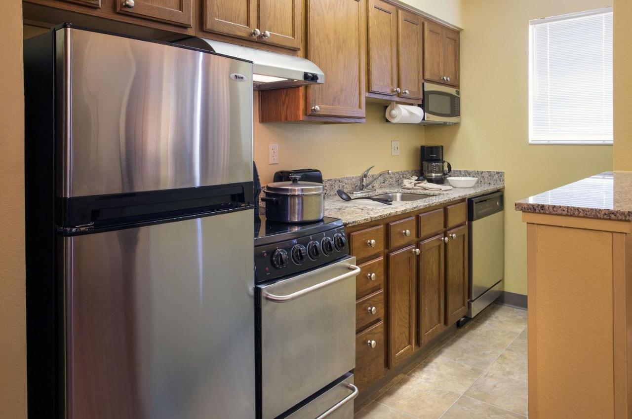Sonesta Simply Suites Detroit Нови Екстериор снимка
