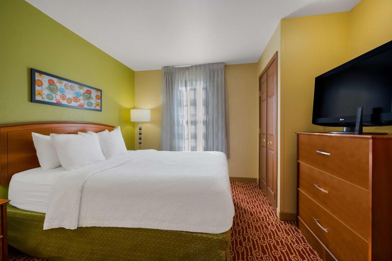 Sonesta Simply Suites Detroit Нови Екстериор снимка
