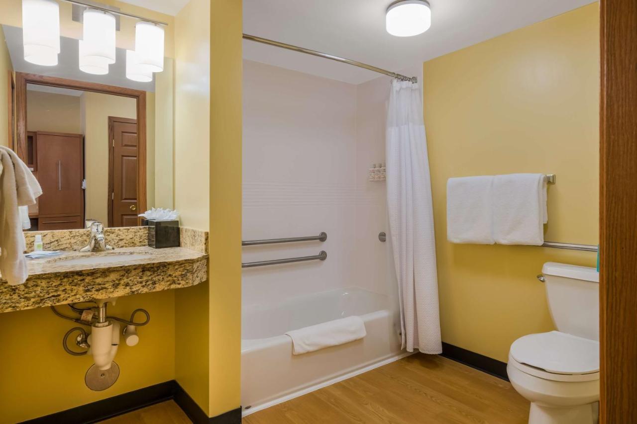 Sonesta Simply Suites Detroit Нови Екстериор снимка