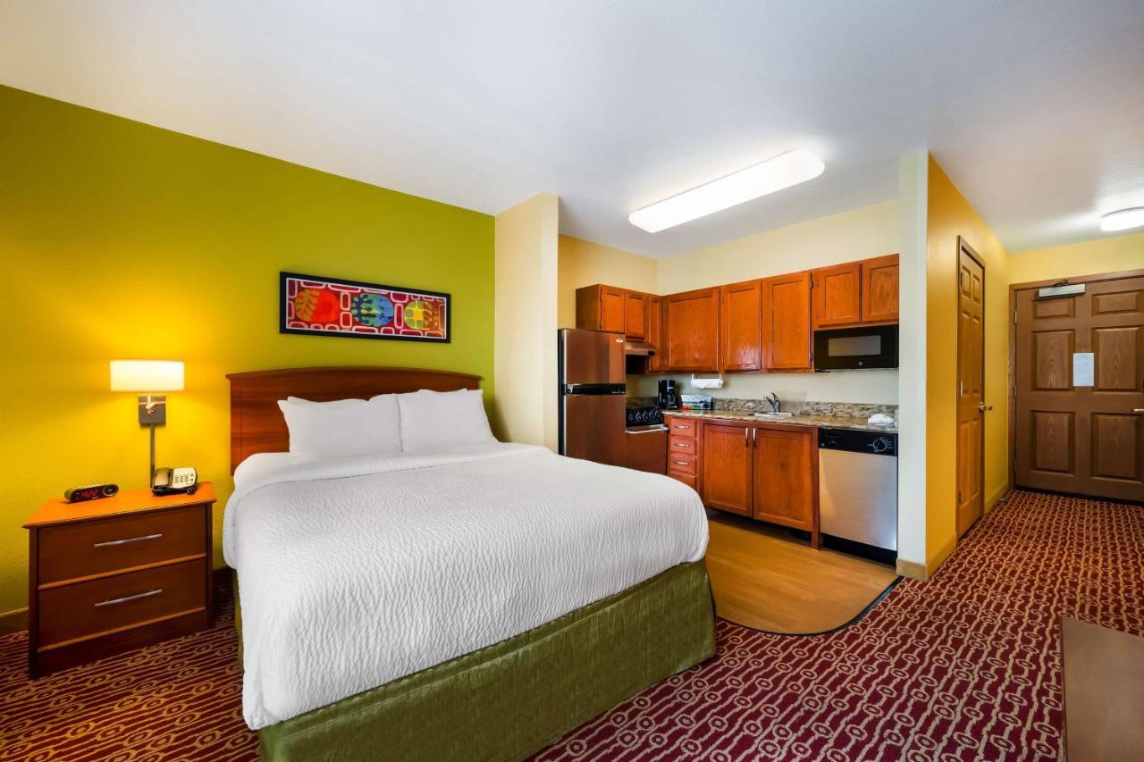Sonesta Simply Suites Detroit Нови Екстериор снимка