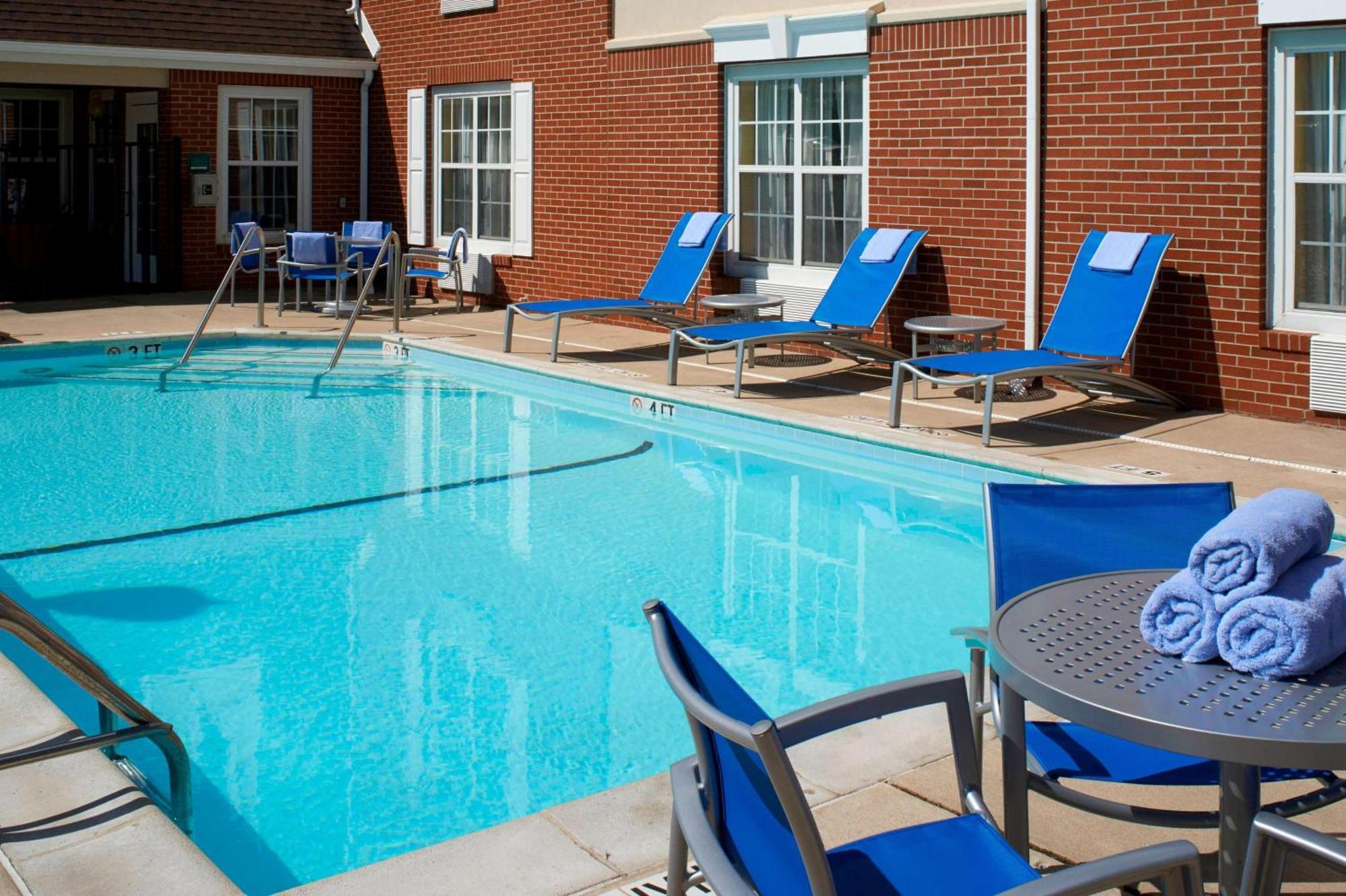 Sonesta Simply Suites Detroit Нови Екстериор снимка